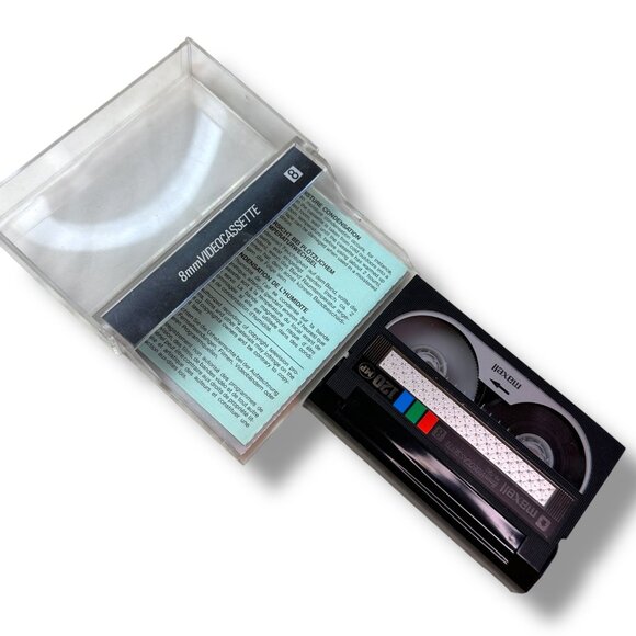 Maxell 8mm Videocassette MP 120 Minutes Blank Tape In Case - Picture 5 of 11